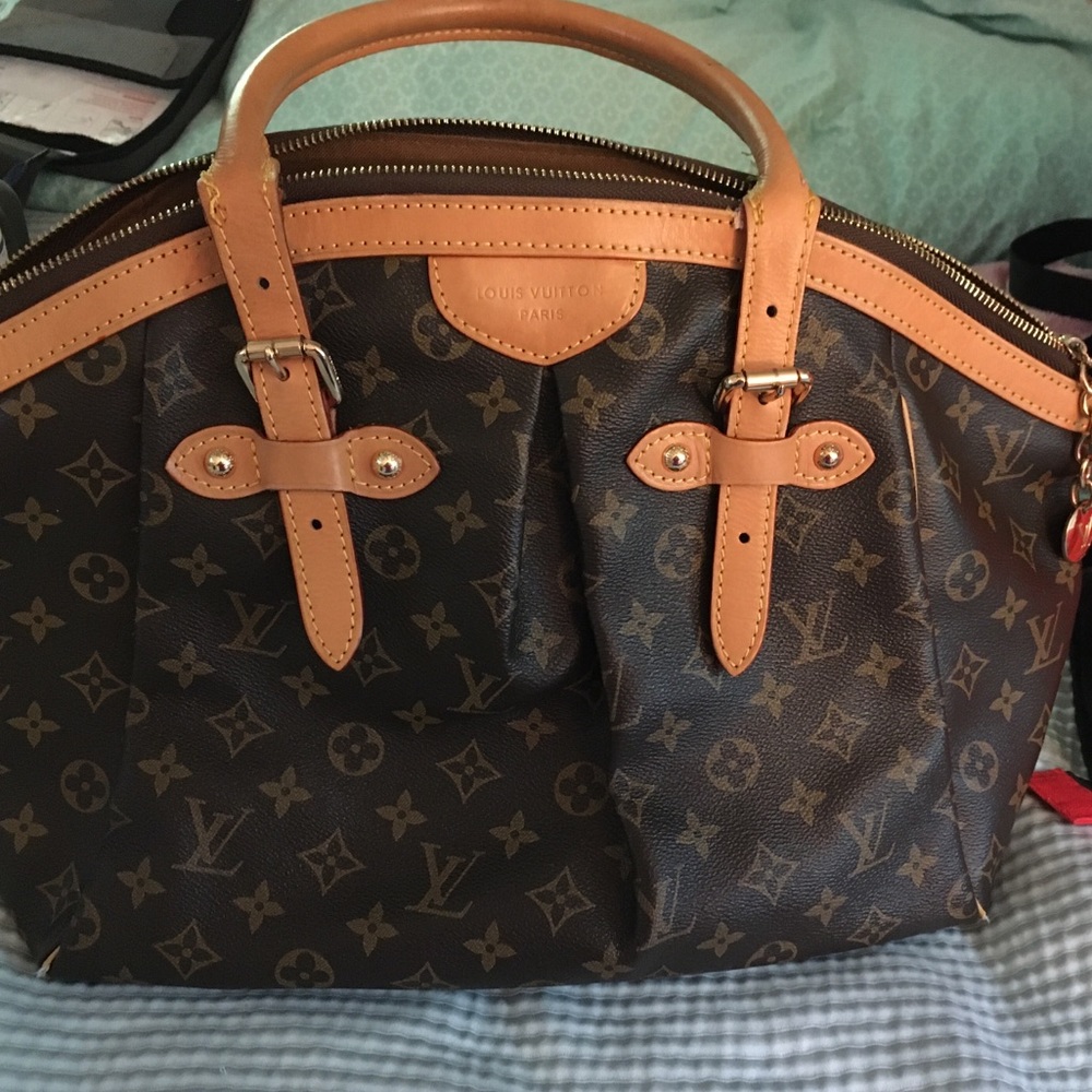 Authentic Louis Vuitton Monogram Canvas Handbag